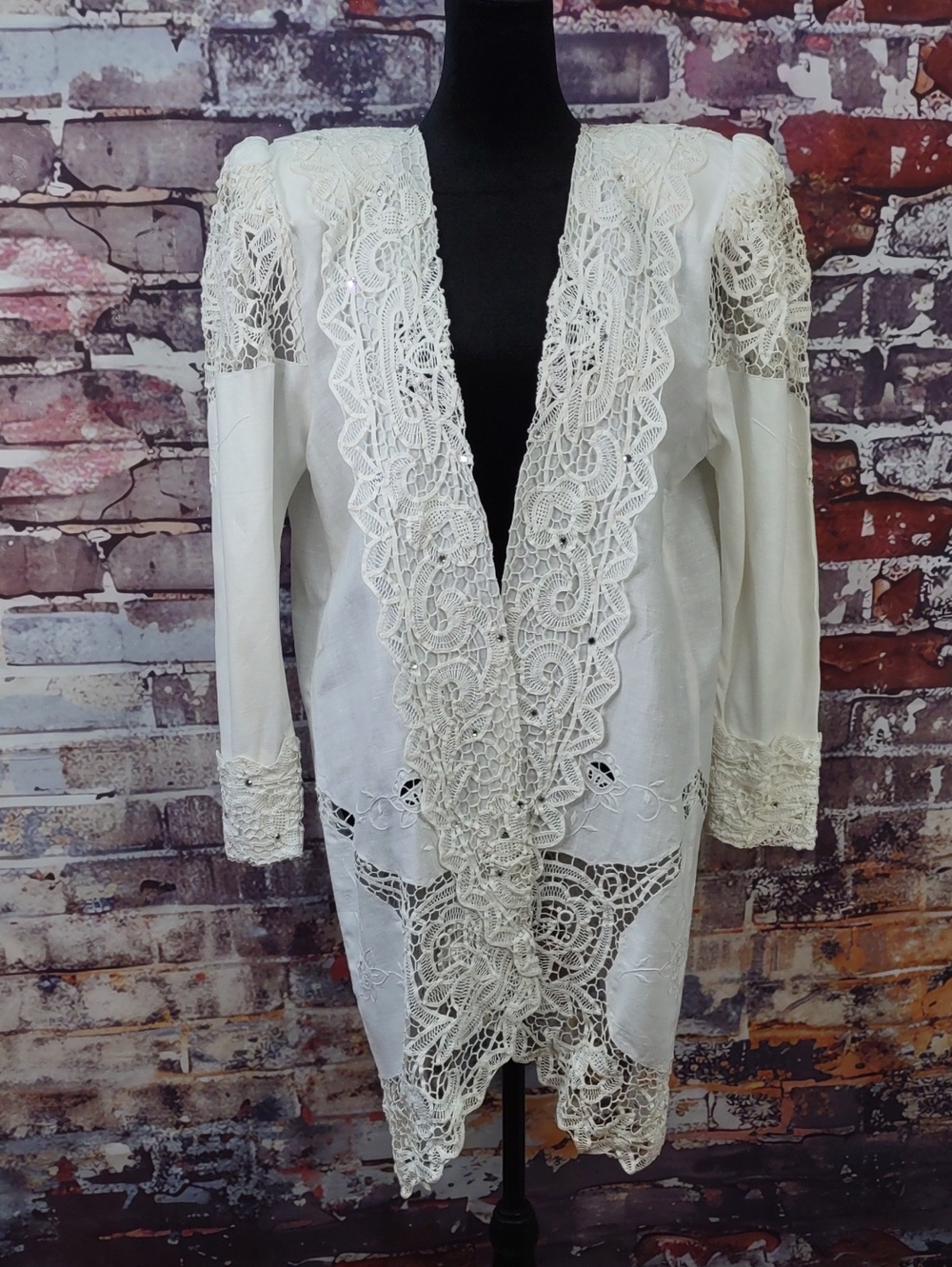 Vintage Alachka Linen And Battenburg Lace Jacket